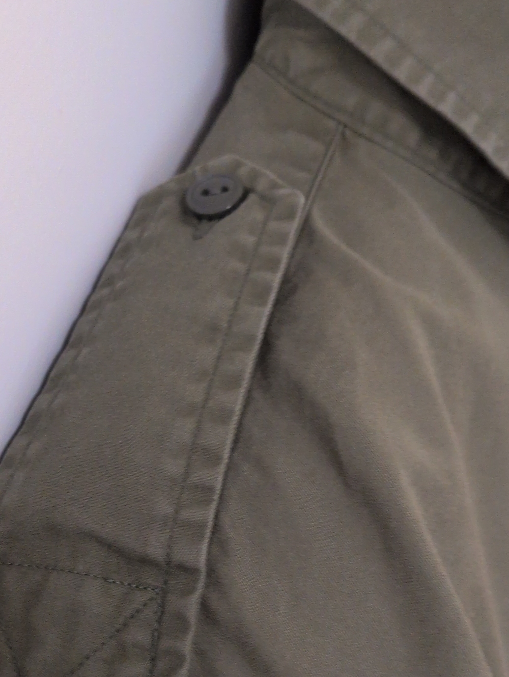 Willis & Geiger Outfitters Epaulet Button Down - Picture 3 of 13